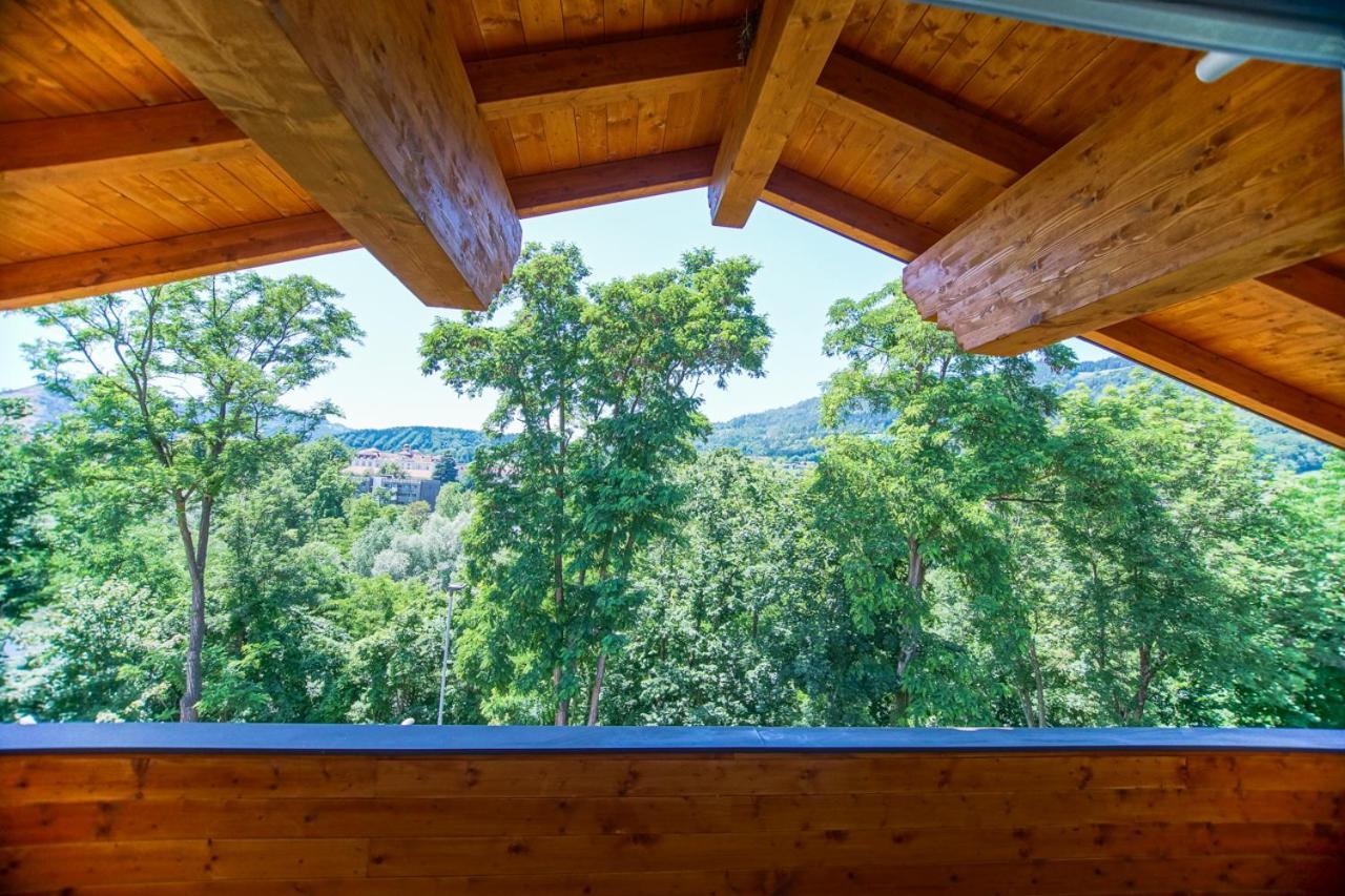 Auszeit Steiraland Penthouse 9 Mit Grossen Balkon Und Parkplatz Apartment Leoben  Bagian luar foto