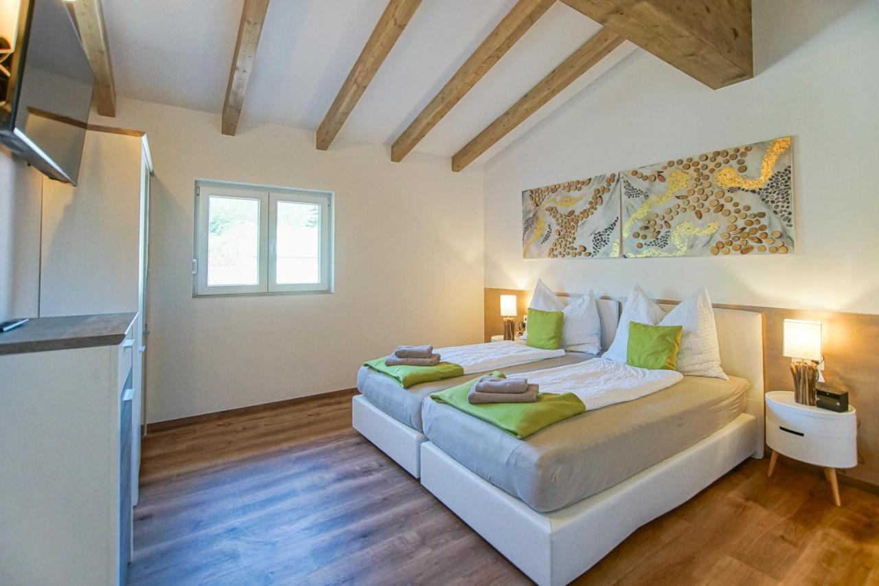 Auszeit Steiraland Penthouse 9 Mit Grossen Balkon Und Parkplatz Apartment Leoben  Bagian luar foto